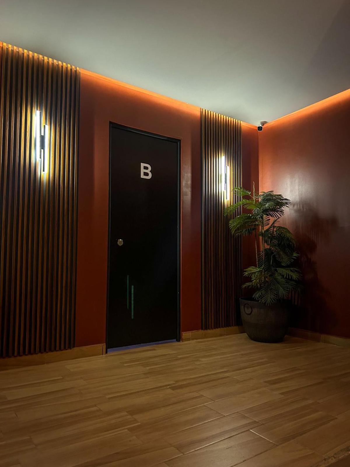 Spartacus Hostel Boutique For Men Puerto Vallarta Exteriör bild