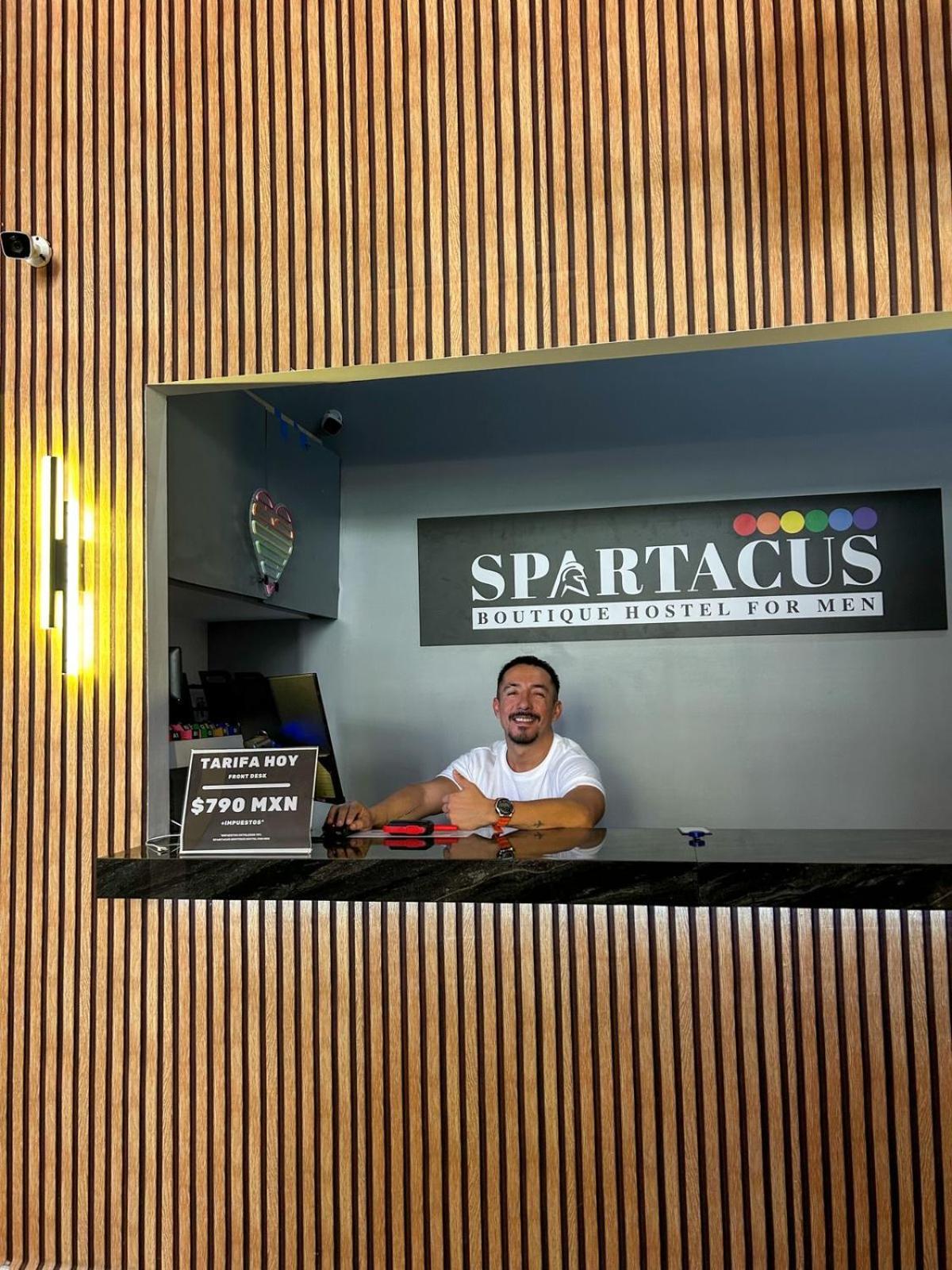 Spartacus Hostel Boutique For Men Puerto Vallarta Exteriör bild