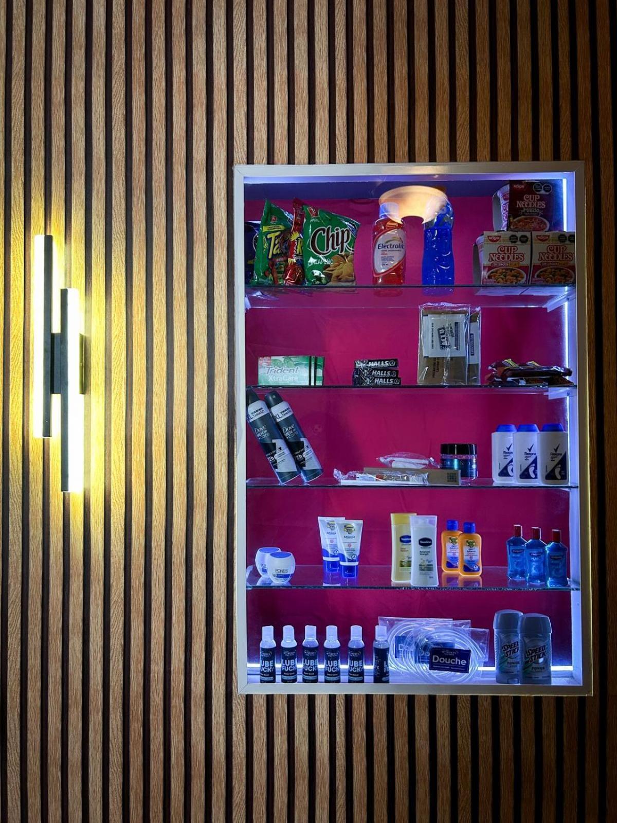 Spartacus Hostel Boutique For Men Puerto Vallarta Exteriör bild