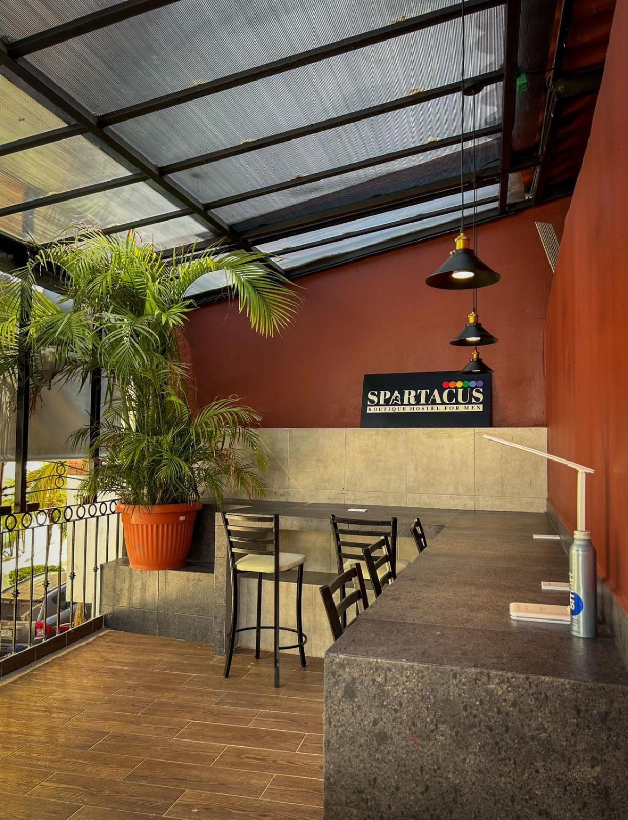 Spartacus Hostel Boutique For Men Puerto Vallarta Exteriör bild