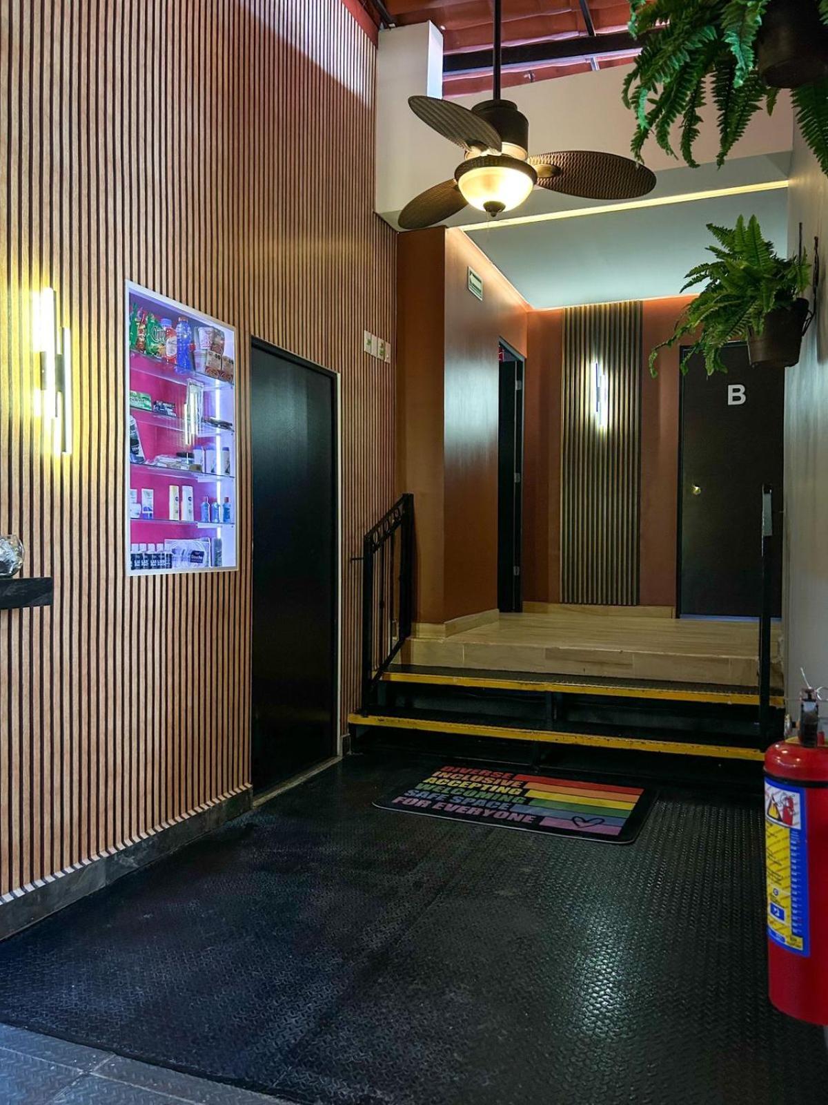 Spartacus Hostel Boutique For Men Puerto Vallarta Exteriör bild