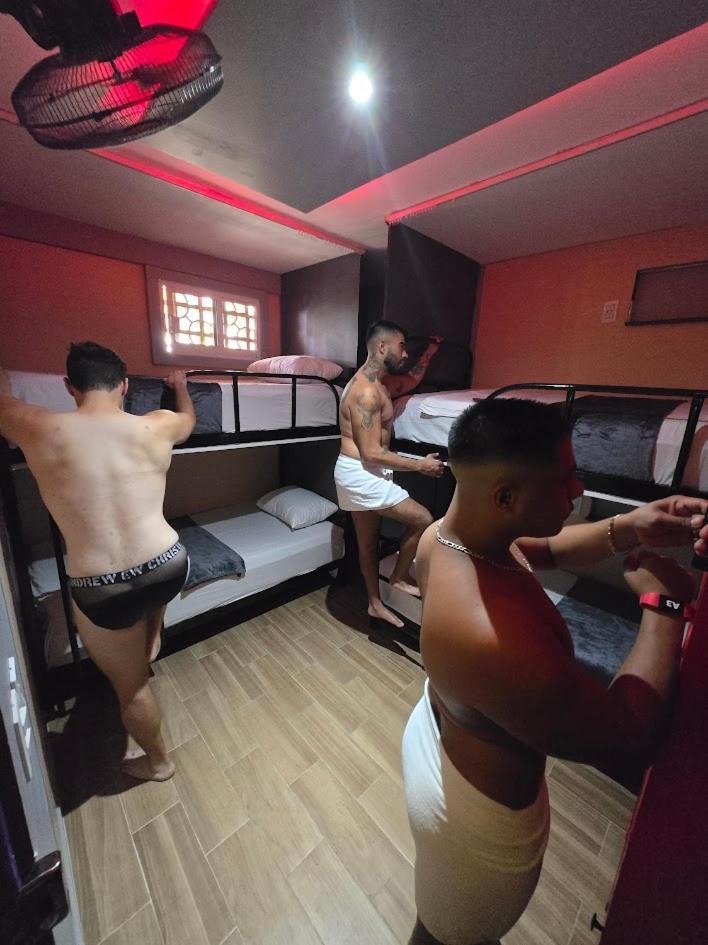 Spartacus Hostel Boutique For Men Puerto Vallarta Exteriör bild