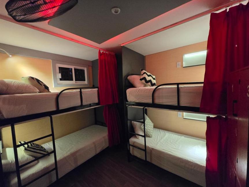 Spartacus Hostel Boutique For Men Puerto Vallarta Exteriör bild